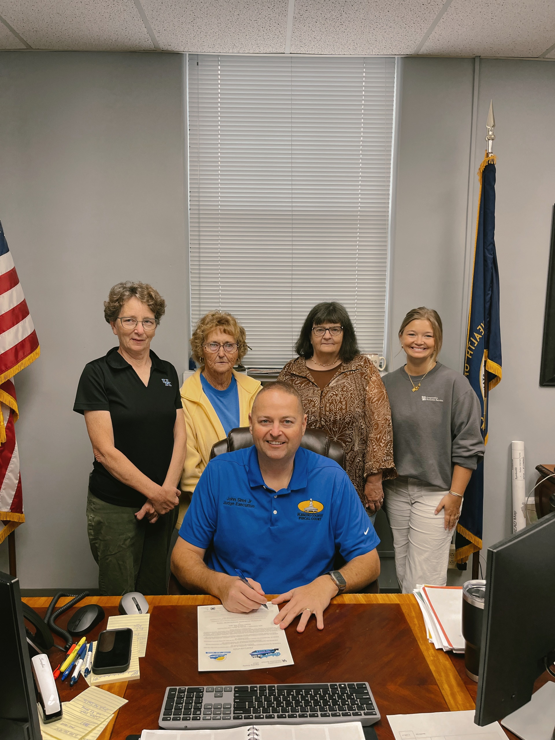 Proclamation signing - Homemaker Week - photo